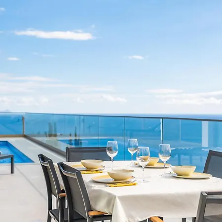 Half Gate - Ocean View & Private Pool Gaula