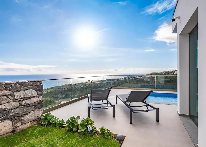 Vila Half Gate Gaula