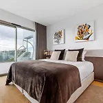 Half Gate - Ocean View & Private Pool Villa